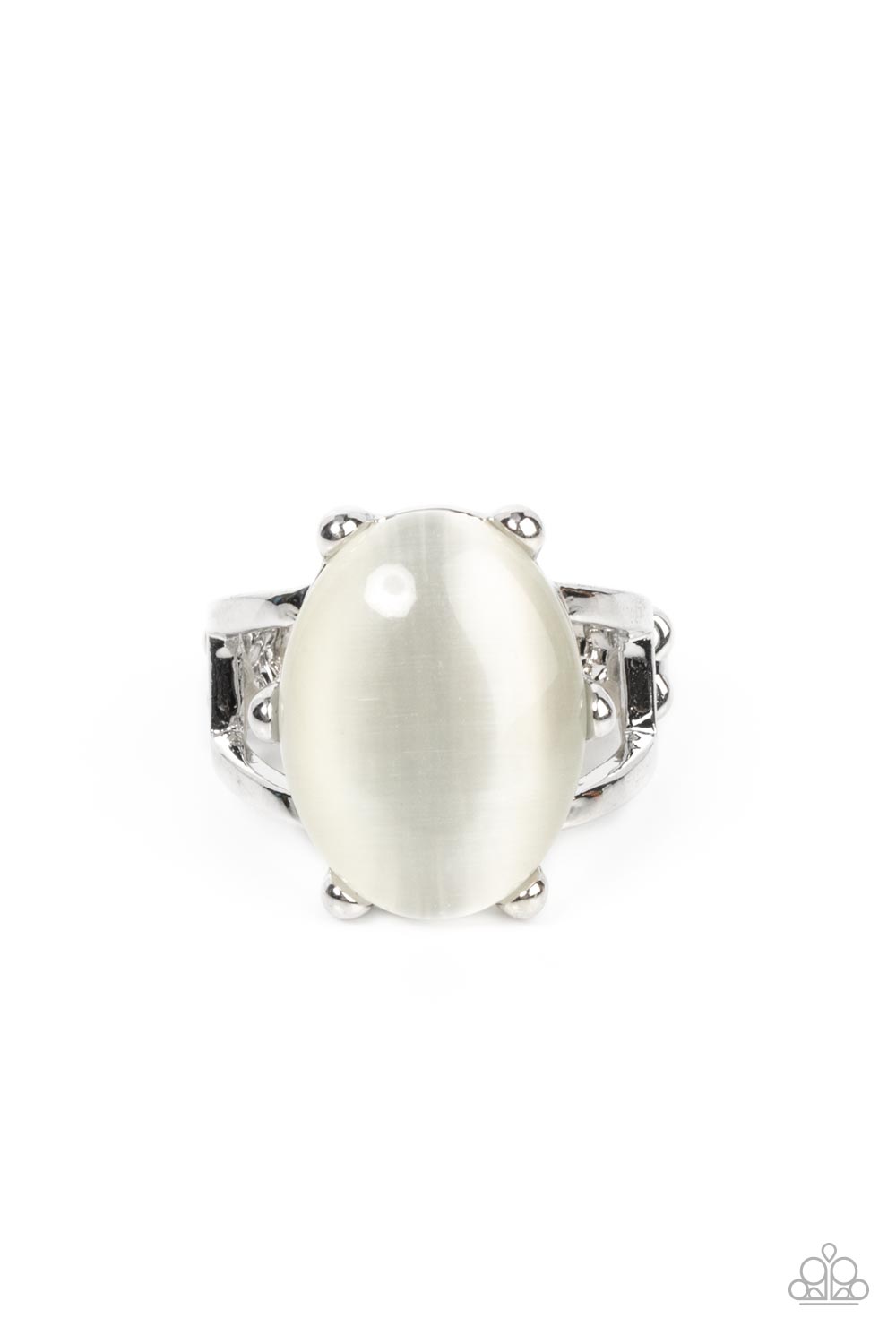 Enchantingly Everglades Paparazzi Accessories Ring White