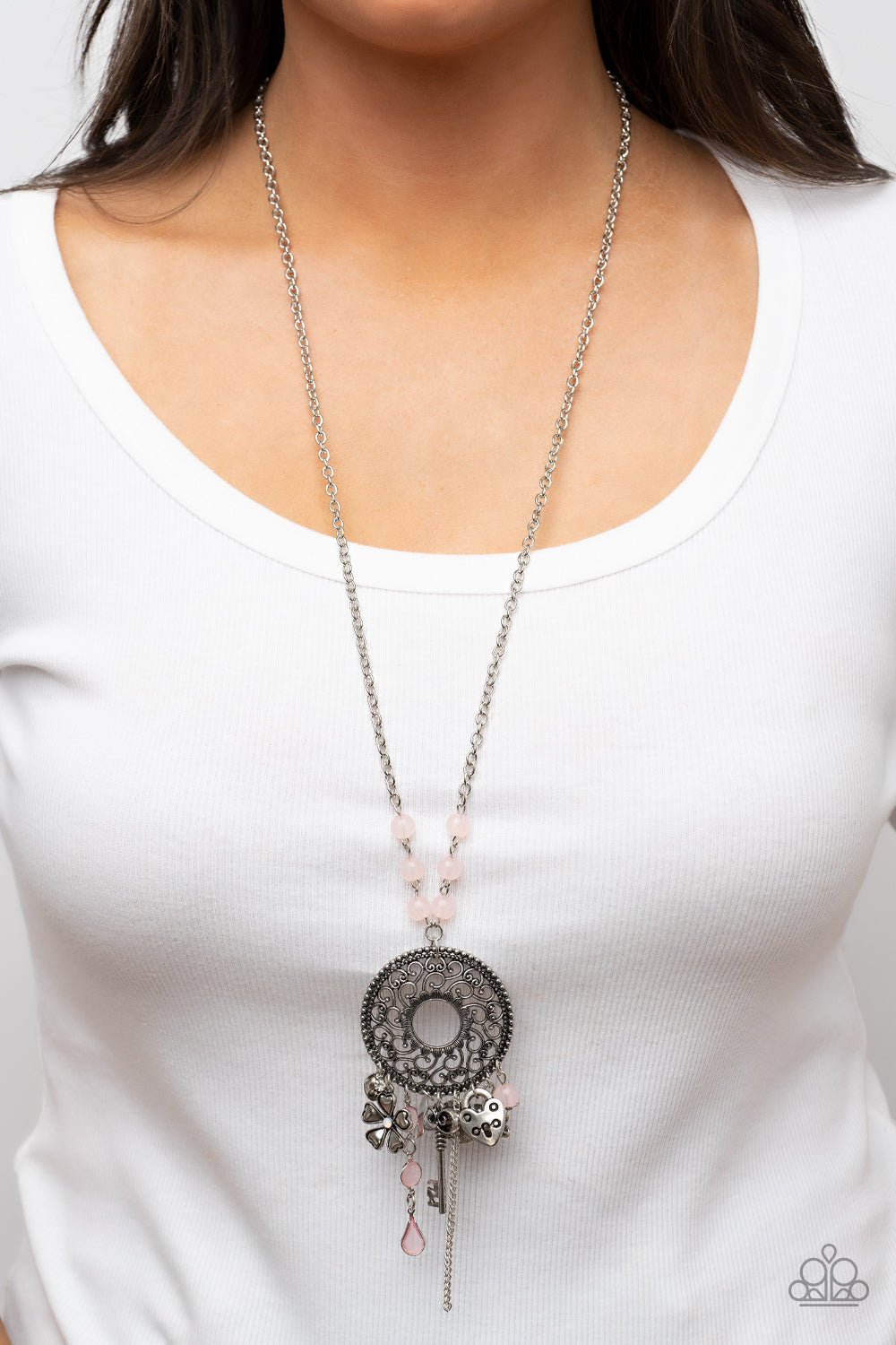 Making Memories Paparazzi Accessories Necklace with Earrings - Pink