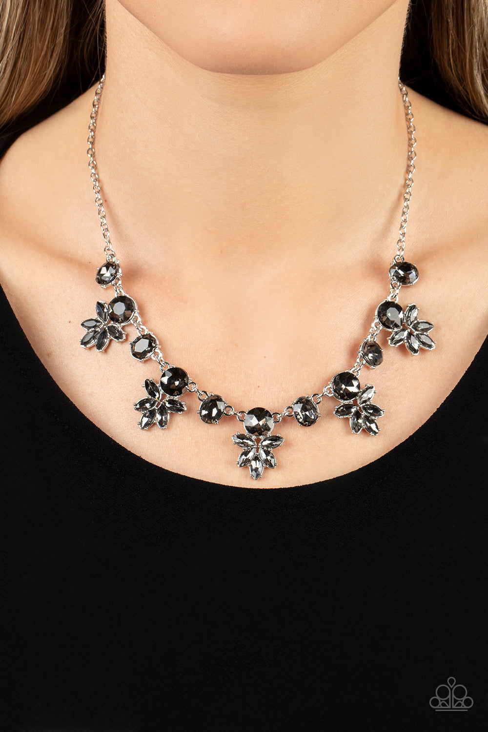 Prismatic Proposal Paparazzi Accessories Necklace with Earrings Silver