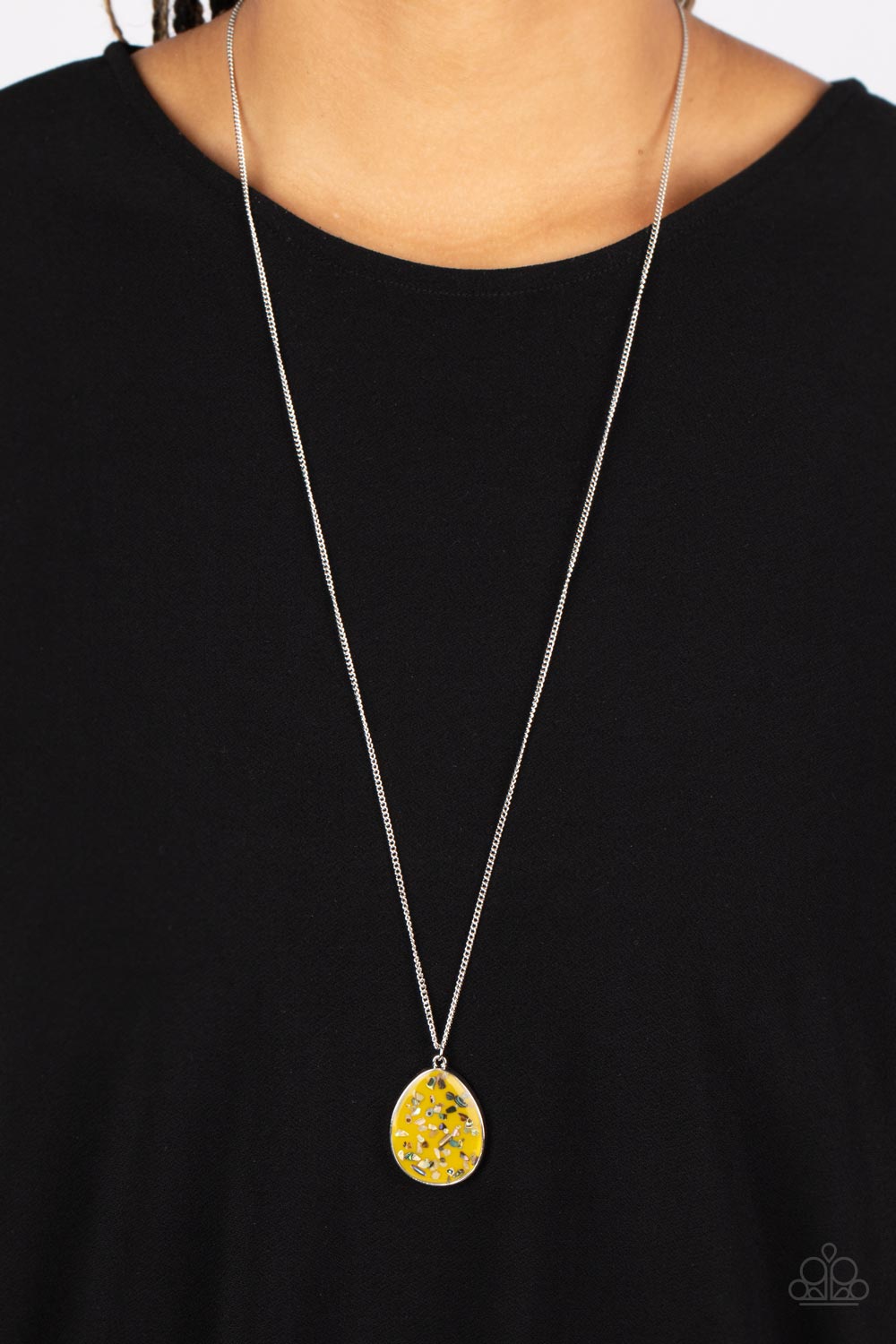 Shimmering Seafloors Paparazzi Accessories Necklace with Earrings Yellow