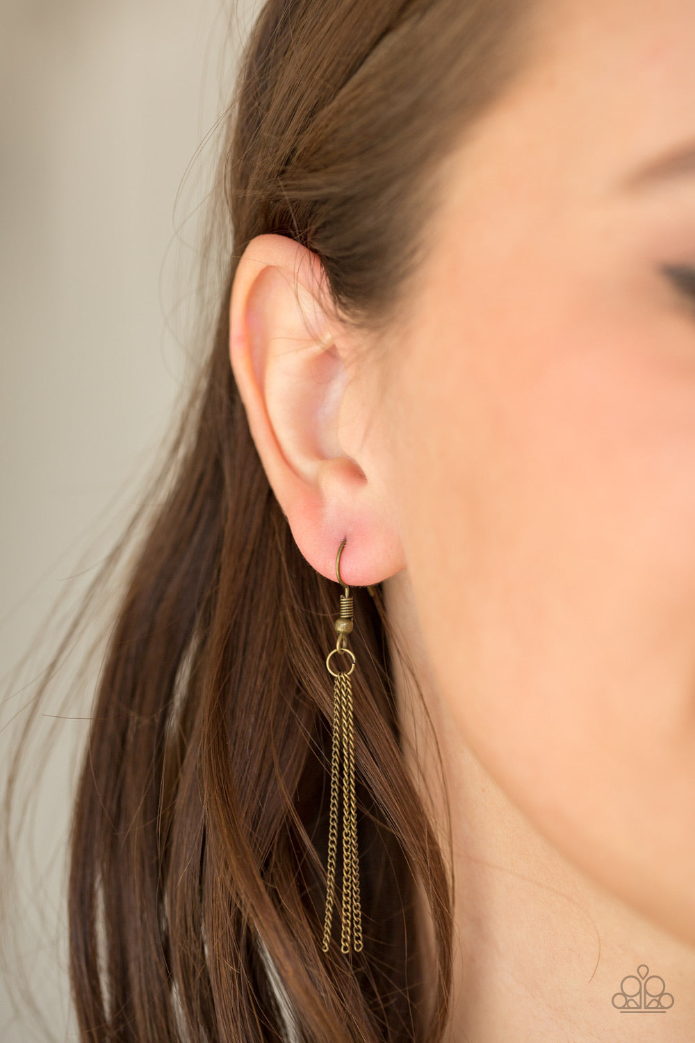 Seasonal Charm Paparazzi Necklace with Earrings Brass