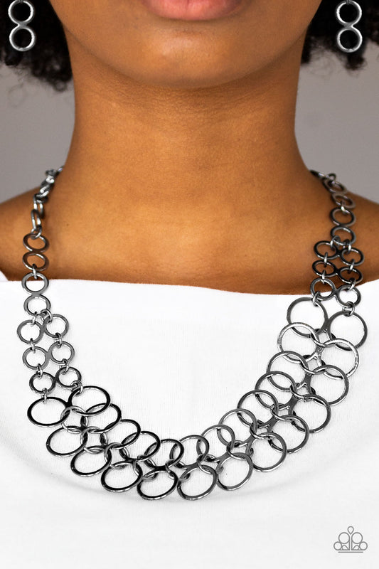 Metro Maven Paparazzi Accessories Necklace with Earrings