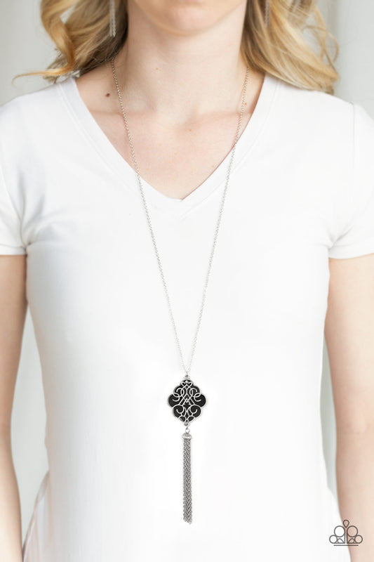 Malibu Mandala Paparazzi Necklace with Earrings Black