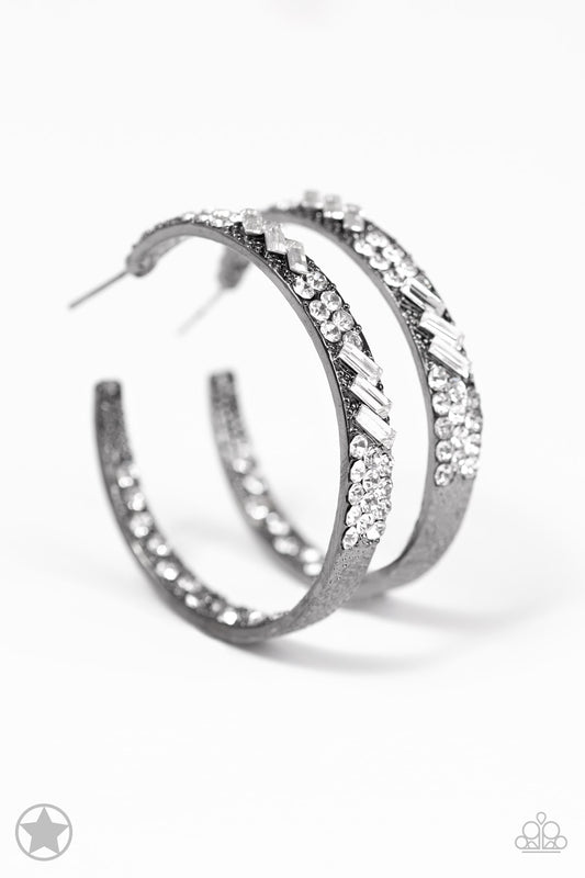 Glitzy Association – Black | Paparazzi Earrings