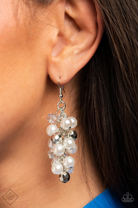 Pursing Perfection Paparazzi Accessories Earrings