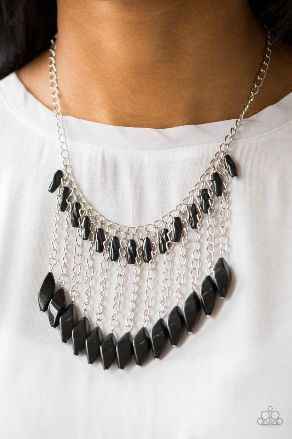Venturous Vibes Paparazzi Accessories Necklace with Earrings
